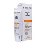 فلوئید ضد آفتاب SPF50 اریکه مناسب پوست چرب و مختلط با ساختاری سبک از پوست در مقابل آفتاب محافظت می‌کند، سبب نرمی و لطافت پوست می‌شود.