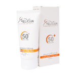 کرم ضد آفتاب بی رنگ SPF50 مدیسان پوست معمولی و چرب فاقد چربی است و با قدرت حفاظتی بالا از پوست در برابر پرتوهای مضر خورشید محافظت می‌نماید.